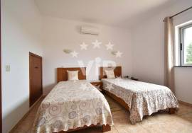 FARO - 3 BEDROOM DETACHED VILLA - COUNTRYSIDE LOCATION - EXTENSIVE GARDENS - GARAGE - ESTOI