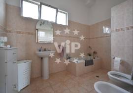 FARO - 3 BEDROOM DETACHED VILLA - COUNTRYSIDE LOCATION - EXTENSIVE GARDENS - GARAGE - ESTOI