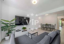 VILAMOURA- CENTRE - TWO BEDROOM APARTMENT - SWIMMING POOL-