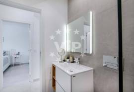 VILAMOURA- CENTRE - TWO BEDROOM APARTMENT - SWIMMING POOL-