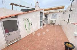 OLHÃO - HOUSE - 3 BEDROOMS - TERRACE - BAIXA