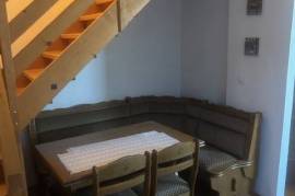 Excellent 6 Bed House For Sale in Poljice