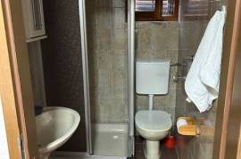 Excellent 6 Bed House For Sale in Poljice