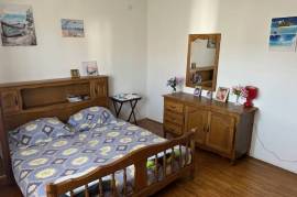 Excellent 6 Bed House For Sale in Poljice