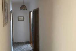 Excellent 6 Bed House For Sale in Poljice