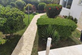 Stunning 3 Bed Bungalow For sale in Tala Paphos