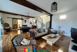 2 House Estate For Sale In Ombrée d’Anjou