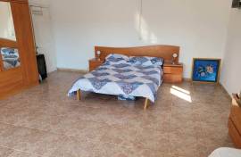 Excellent 4 Bed House For Sale in Riba-roja d’Ebre Tarragona