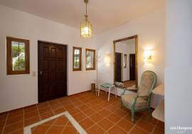 Frontline Villa with Panoramic Ocean Views in Cama da Vaca
