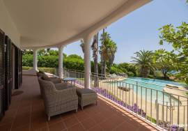 Frontline Villa with Panoramic Ocean Views in Cama da Vaca