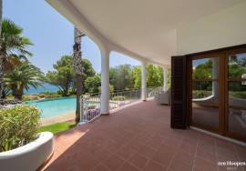 Frontline Villa with Panoramic Ocean Views in Cama da Vaca