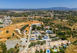 Plot with 1783sqm and excellent views -  for Luxury Villa in Meia Praia, Lagos