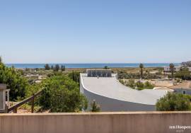 Plot with 1783sqm and excellent views -  for Luxury Villa in Meia Praia, Lagos