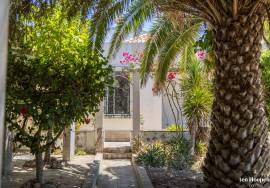 2 Bedroom Villa + Annex, Project Opportunity, Meia Praia - Lagos