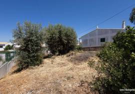Plot with 420sqm for construction of Villa. Bemposta, Alvor