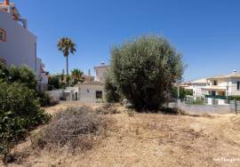 Plot with 420sqm for construction of Villa. Bemposta, Alvor
