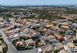 Plot with 420sqm for construction of Villa. Bemposta, Alvor