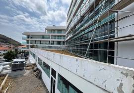 Two Shops / Warehouses for Rent in the Center of Machico - Unique Opportunity for your business!