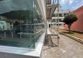 Two Shops / Warehouses for Rent in the Center of Machico - Unique Opportunity for your business!