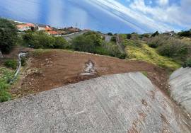 Land with 610 square meters located in Fajã da Ovelha - Calheta with excellent sea views! Land with 610 square meters located in Fajã da Ovelha - Calheta with excellent sea views!