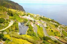 Land with 610 square meters located in Fajã da Ovelha - Calheta with excellent sea views! Land with 610 square meters located in Fajã da Ovelha - Calheta with excellent sea views!