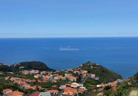 Land for Sale with Approved Project for 3 Bedroom Villa - Ribeira Brava - 1055 square meters Land for Sale with Approved Project for 3 Bedroom Villa - Ribeira Brava - 1055 square meters