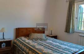 Detached 3 bedroom villa with garage - 18000 m2 of land with olive trees in Macedo de Cavaleiros