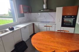 Flats / Apartments for rent - 4 rooms - 114 m2 - LA TRINITE PORHOET - (56490)