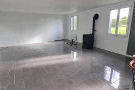 Flats / Apartments for rent - 4 rooms - 114 m2 - LA TRINITE PORHOET - (56490)