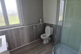 Flats / Apartments for rent - 4 rooms - 114 m2 - LA TRINITE PORHOET - (56490)