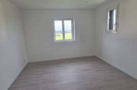 Flats / Apartments for rent - 4 rooms - 114 m2 - LA TRINITE PORHOET - (56490)