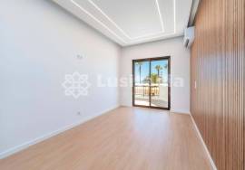 Furnished 3 Bedroom Apartment Sea Front - Quarteira Furnished 3 Bedroom Apartment Sea Front - Quarteira