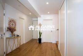 Refurbished 3 bedroom villa next to the Golf and close to the center of Vilamoura in the Algarve