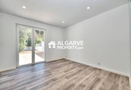 Stylishly Renovated 2-Bedroom Townhouse within a Private Condominium – Vilamoura