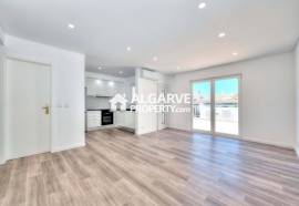 Stylishly Renovated 2-Bedroom Townhouse within a Private Condominium – Vilamoura