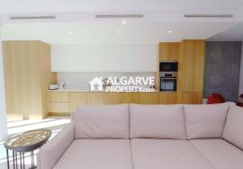 Modern 3 bedroom villa in a luxurious gated community near the Marina in Vilamoura, Algarve