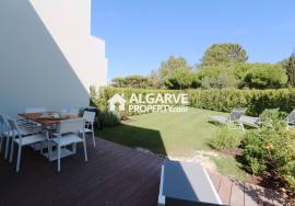 Modern 3 bedroom villa in a luxurious gated community near the Marina in Vilamoura, Algarve