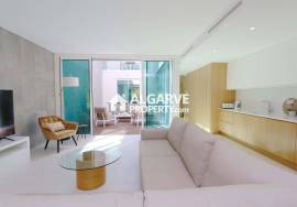 Modern 3 bedroom villa in a luxurious gated community near the Marina in Vilamoura, Algarve