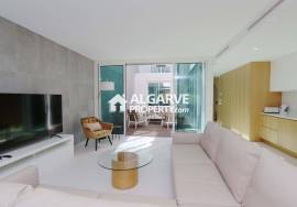 Modern 3 bedroom villa in a luxurious gated community near the Marina in Vilamoura, Algarve