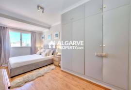 Lovely 4 bed villa inside the golf course and close to all amenities in Vilamoura, Algarve