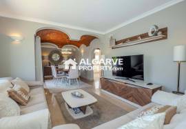 Lovely 4 bed villa inside the golf course and close to all amenities in Vilamoura, Algarve