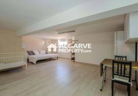 Lovely 4 bed villa inside the golf course and close to all amenities in Vilamoura, Algarve
