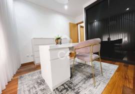 Furnished 3 Bedroom Apartment in Gated Community with Swimming Pool in Póvoa de Varzim