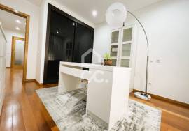 Furnished 3 Bedroom Apartment in Gated Community with Swimming Pool in Póvoa de Varzim