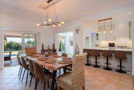 Elegant 6-Bedroom Villa with Heated Pool & Guest Annex | Carvoeiro