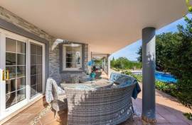 Elegant 6-Bedroom Villa with Heated Pool & Guest Annex | Carvoeiro