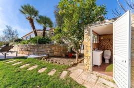 Elegant 6-Bedroom Villa with Heated Pool & Guest Annex | Carvoeiro