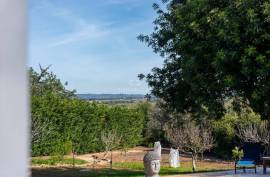 Elegant 6-Bedroom Villa with Heated Pool & Guest Annex | Carvoeiro