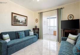 T0 Penthouse with Private Terrace and Stunning 360º View – 100m from Quarteira Beach