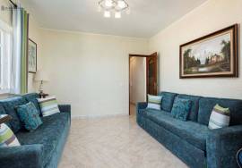 T0 Penthouse with Private Terrace and Stunning 360º View – 100m from Quarteira Beach